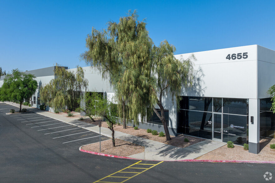 4655 W McDowell Rd, Phoenix, AZ for lease - Building Photo - Image 1 of 6