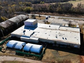 326 W College Ave, Guthrie, OK for lease Building Photo- Image 2 of 3