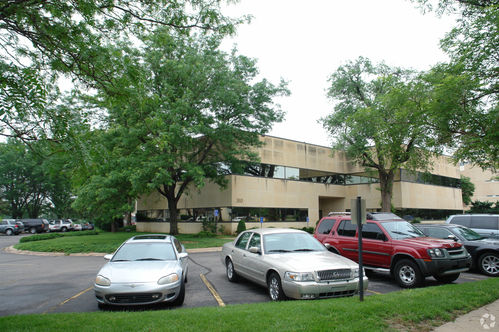 310 W Central Ave, Wichita, KS for sale Primary Photo- Image 1 of 1