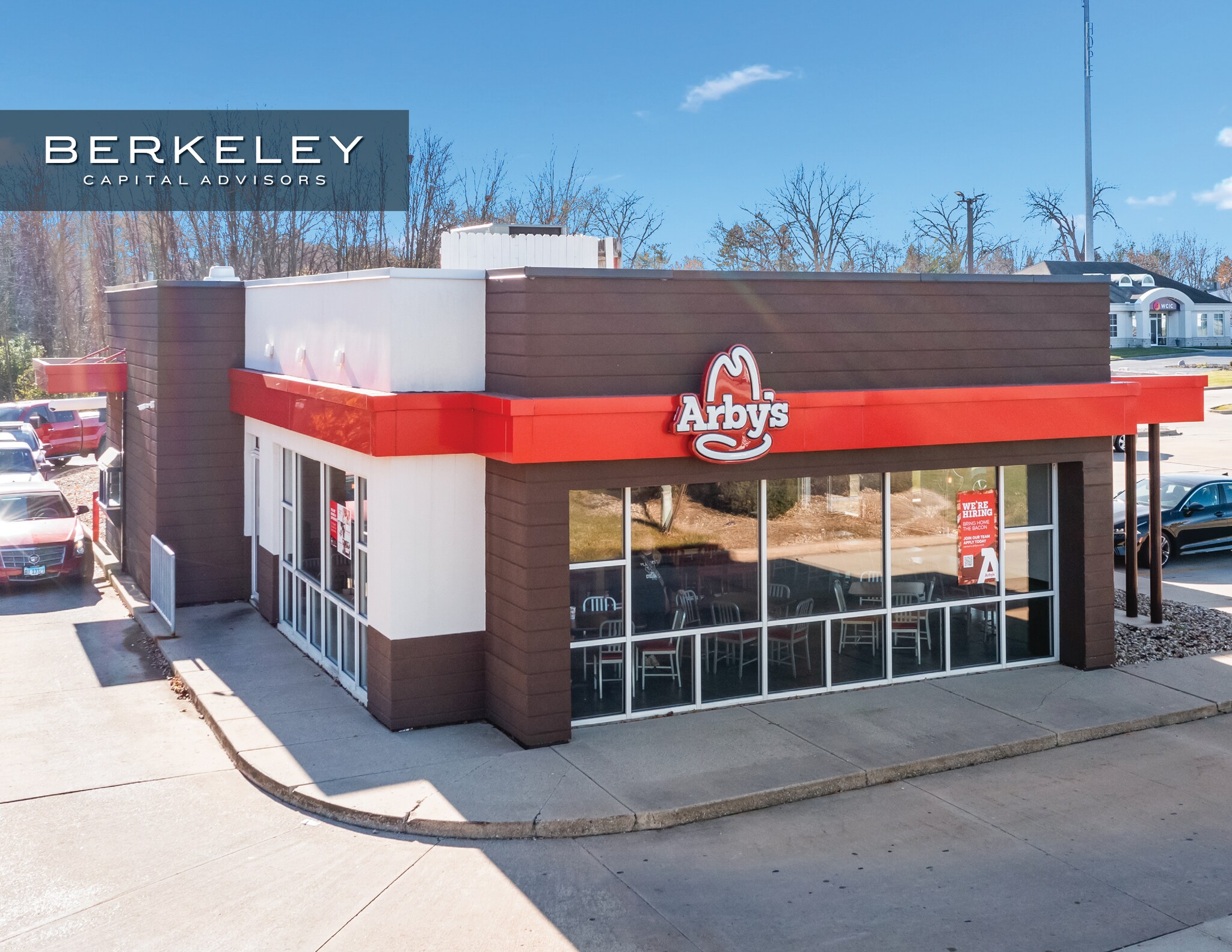 3818 W War Memorial Dr, Peoria, IL for sale Building Photo- Image 1 of 1