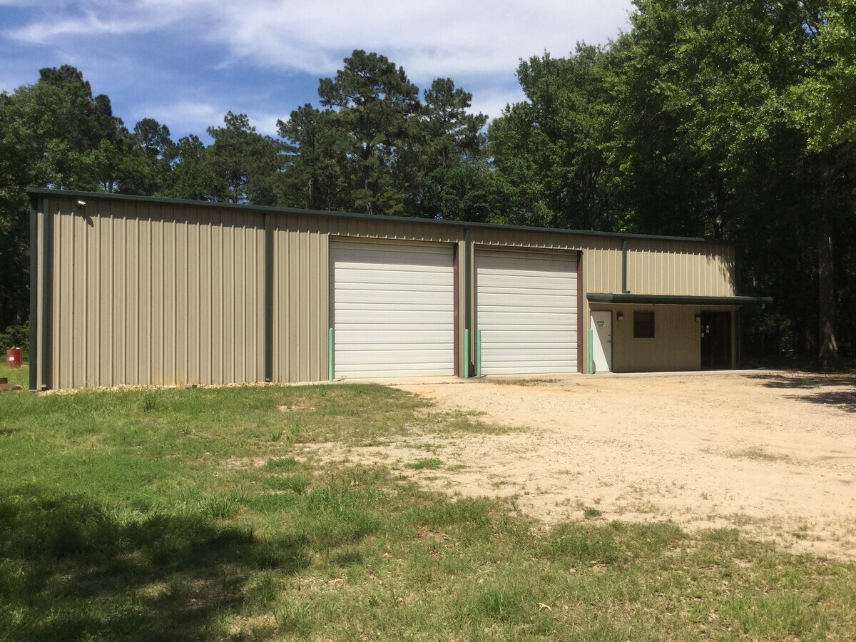 21221 Roberts Cemetery Rd, Hockley, TX 77447