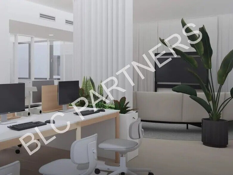 Office in Clichy for sale - Interior Photo - Image 2 of 7