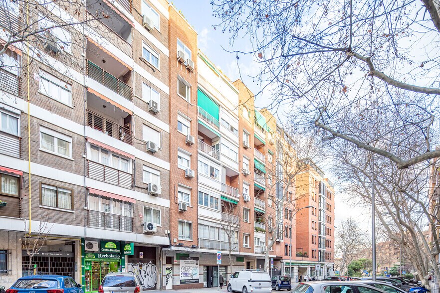 Calle de Santa Hortensia, 13, Madrid, Madrid for sale - Primary Photo - Image 1 of 1