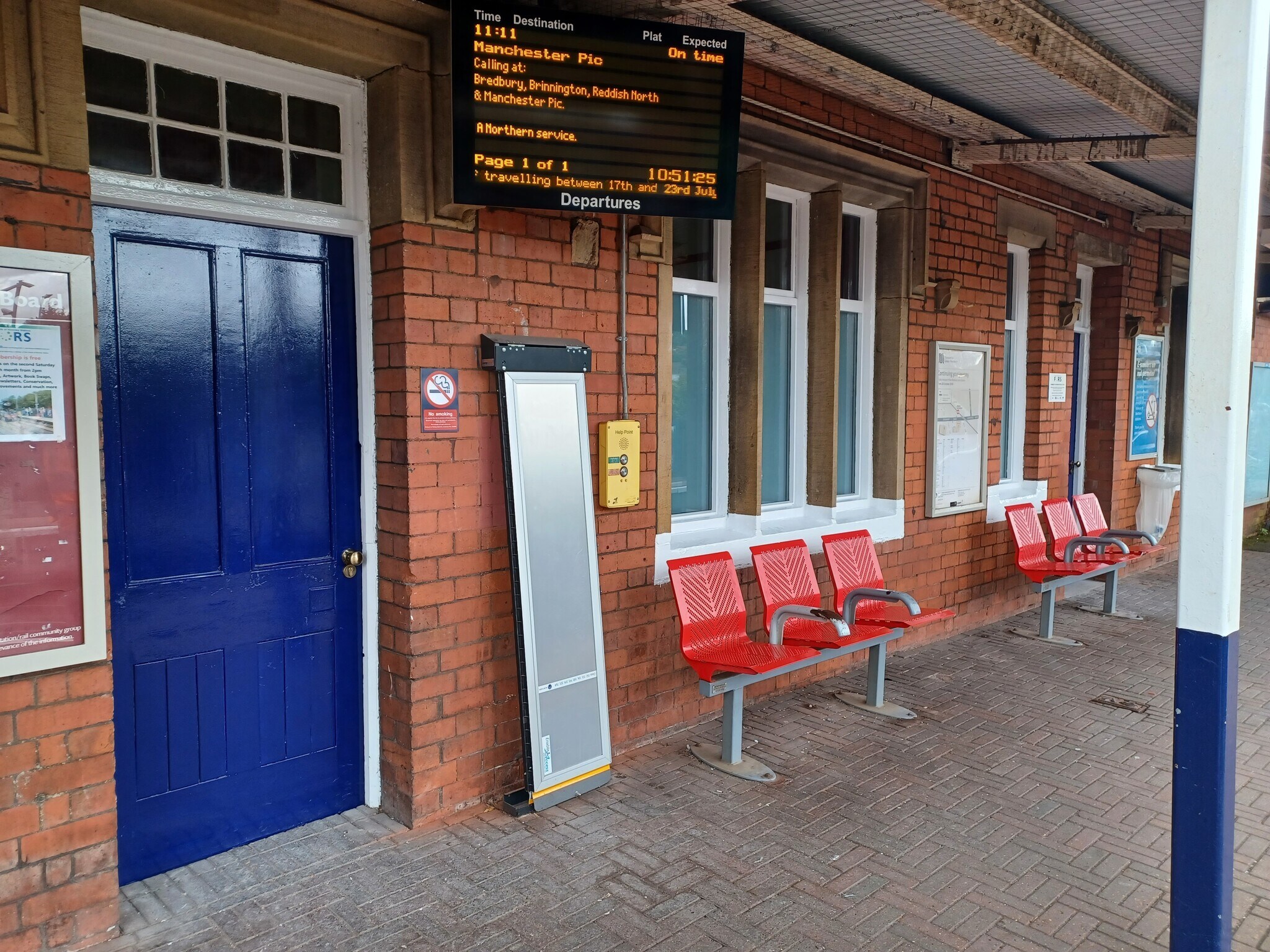 4 Stockport Rd, Stockport for lease Building Photo- Image 1 of 3