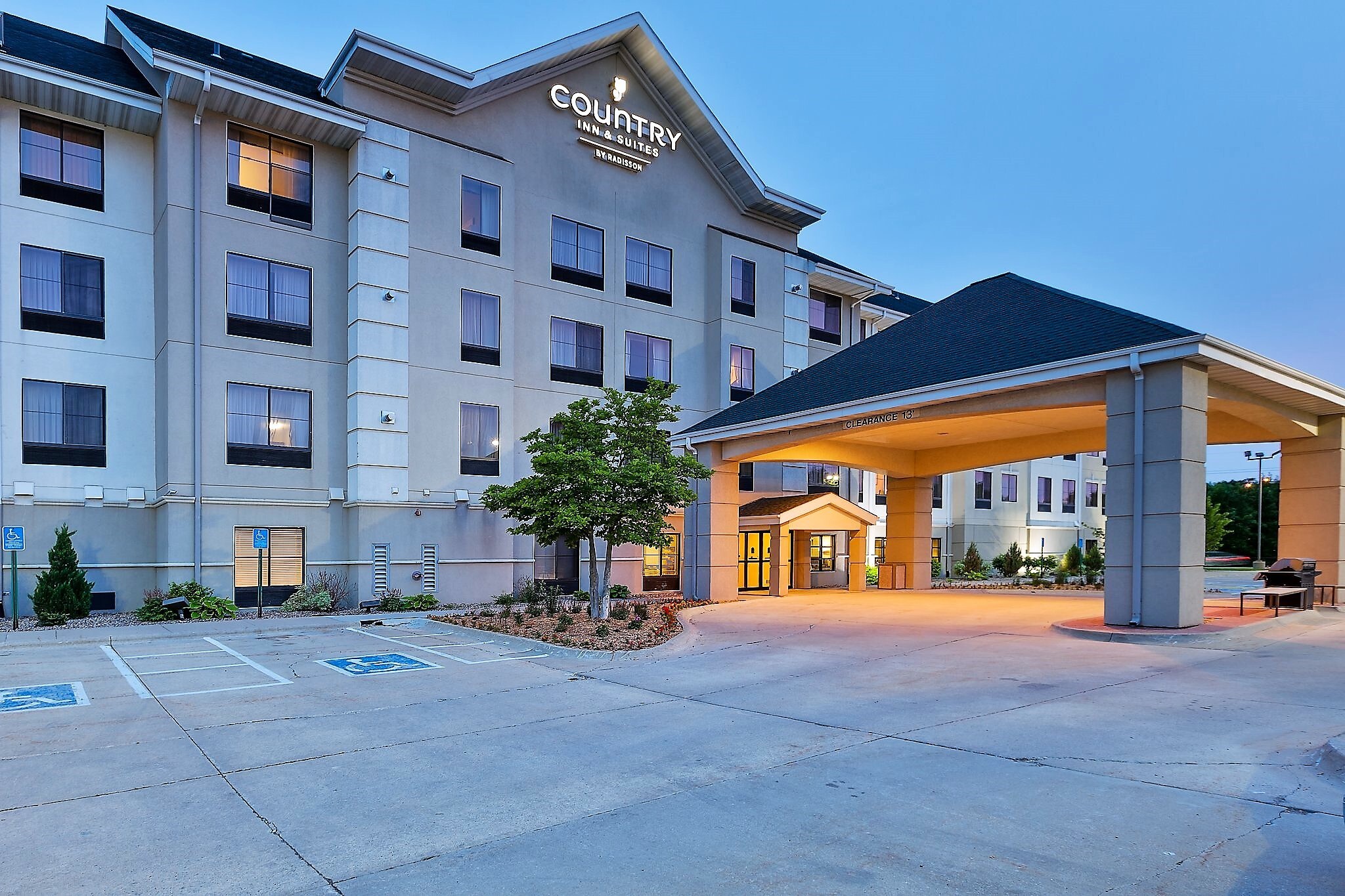 4444 Czech Ln NE, Cedar Rapids, IA for sale Building Photo- Image 1 of 1