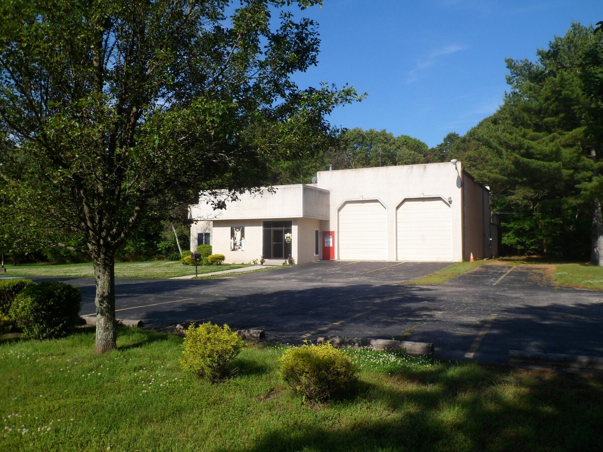 101 Pleasant Ave, Absecon, NJ 08201