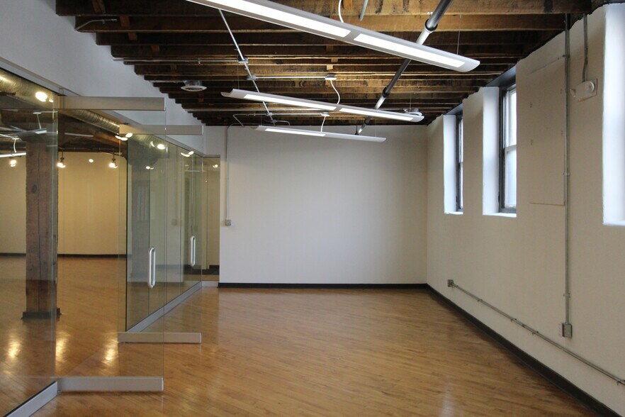 532 Reading Rd, Cincinnati, OH for lease - Building Photo - Image 2 of 5