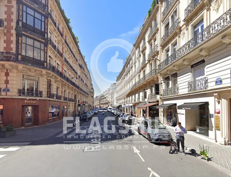 Retail in Paris for lease - Building Photo - Image 2 of 2