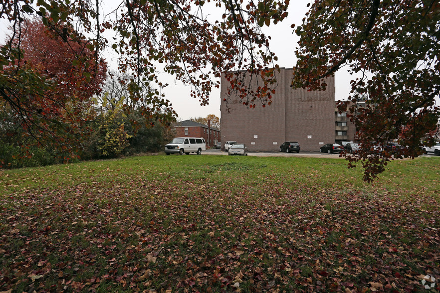 32 W Sellers Ave, Ridley Park, PA for sale - Building Photo - Image 2 of 2