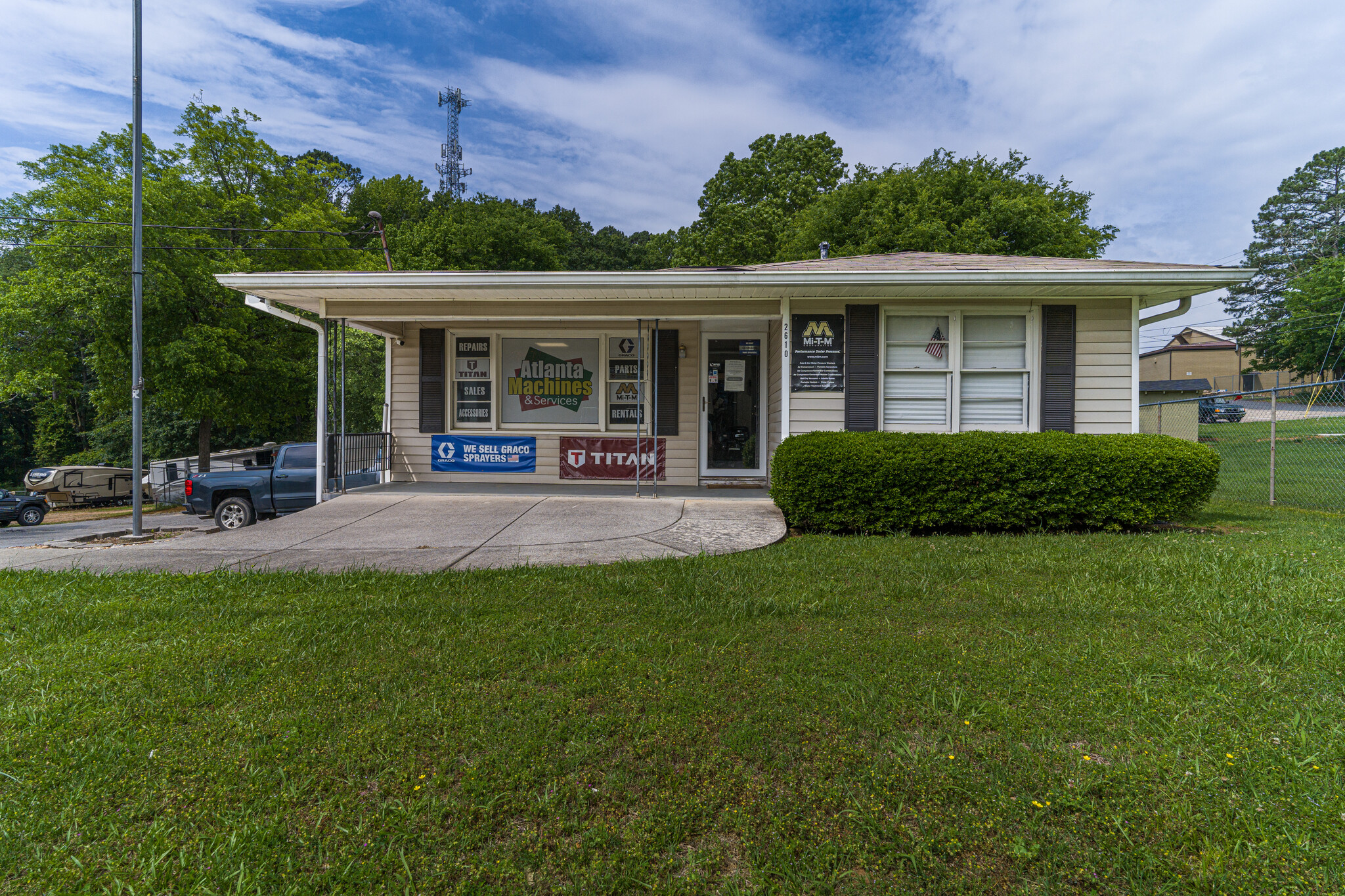 2610 Holly Springs Pky, Canton, GA for sale Building Photo- Image 1 of 1