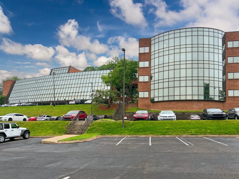 201 Summit View Dr, Brentwood, TN for lease - Building Photo - Image 2 of 15