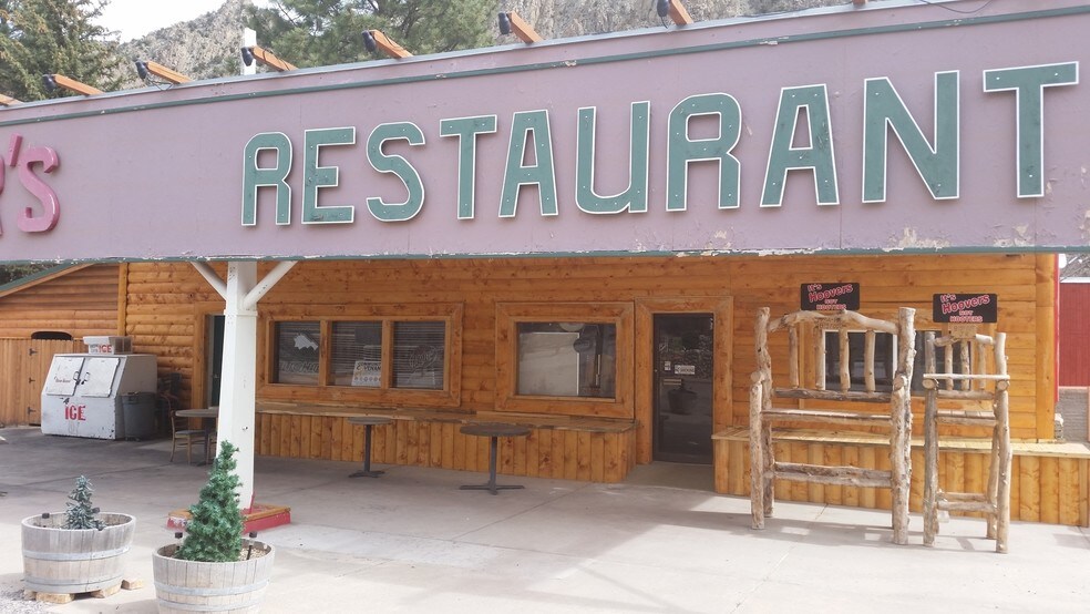 3718 N Hwy 89, Marysvale, UT 84750 Hoovers River Resort Quietly