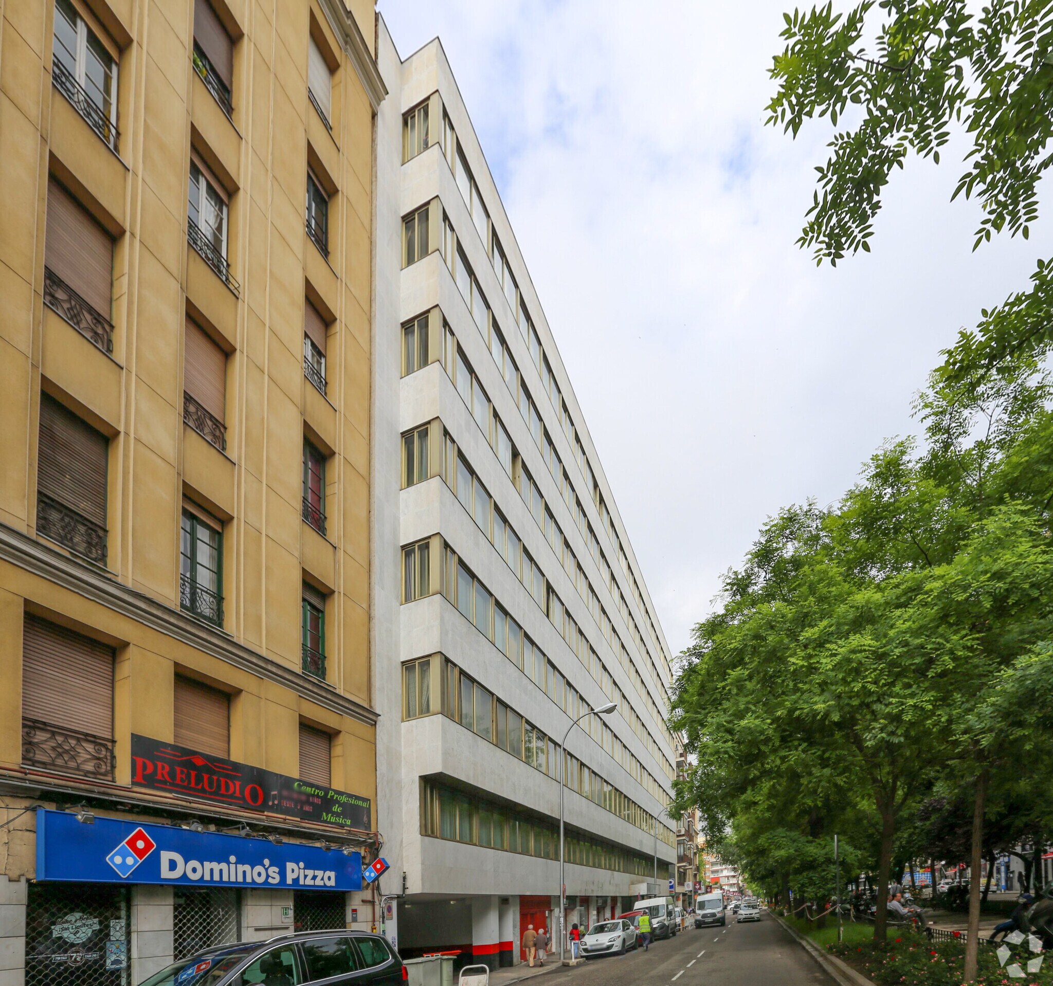 Calle de Juan Bravo, 58, Madrid, Madrid for sale Primary Photo- Image 1 of 1