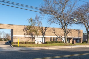 561 Acorn St, Deer Park NY - Warehouse