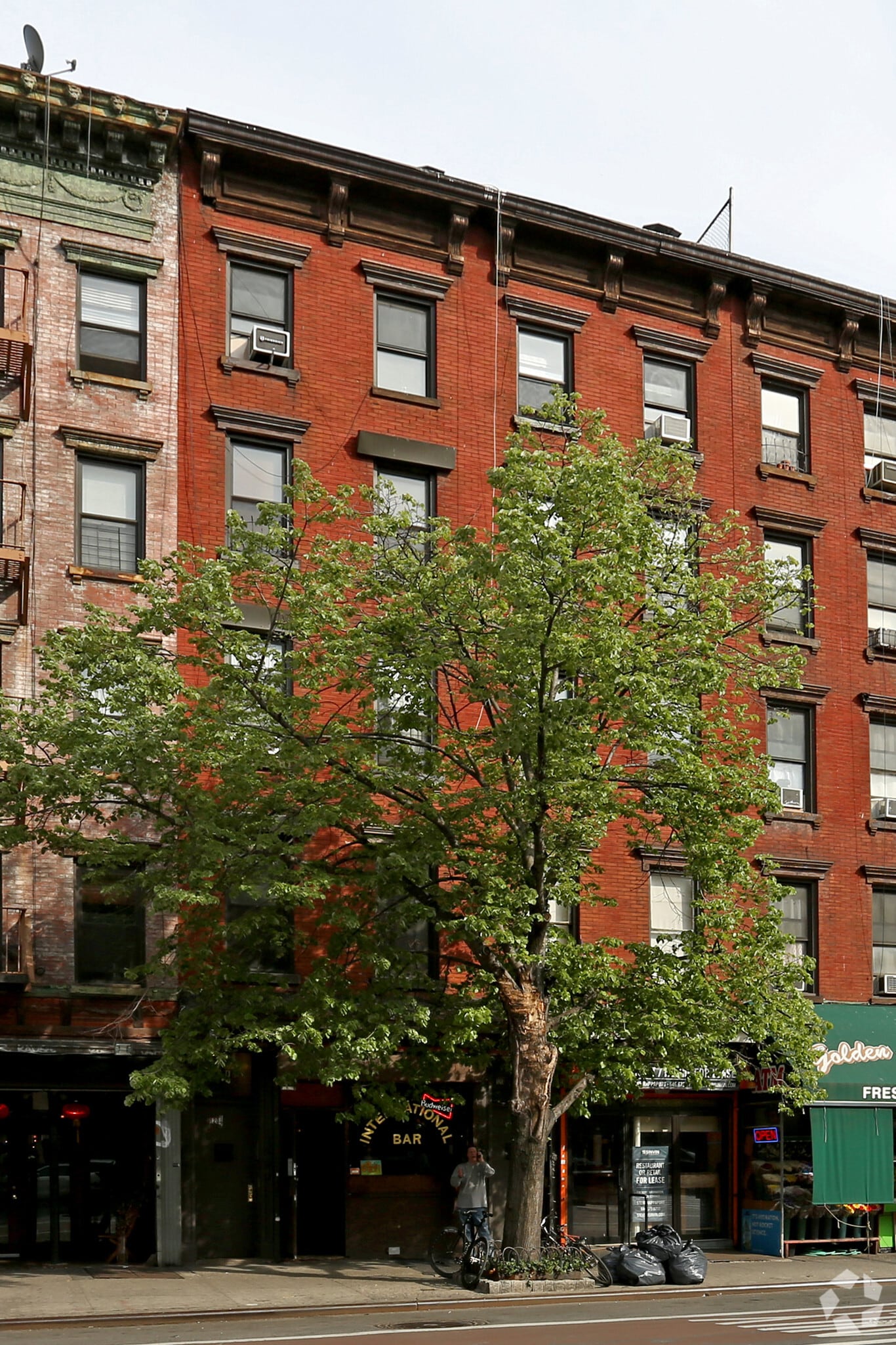 120 First Ave, New York, NY for sale Primary Photo- Image 1 of 1