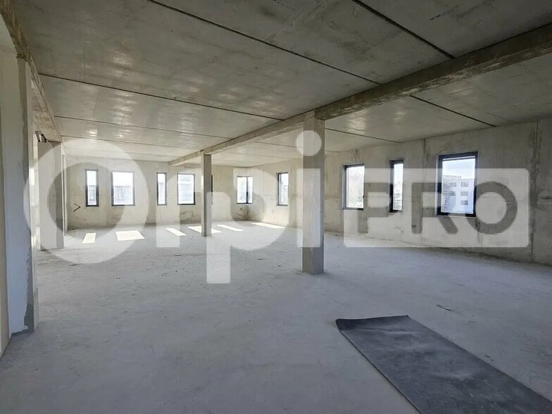 Office in Tinqueux for lease - Interior Photo - Image 1 of 5