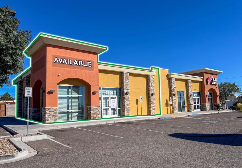 2700-2706 Carlisle Blvd NE, Albuquerque, NM for lease - Building Photo - Image 1 of 11