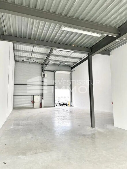 Flex in Bonneuil-sur-Marne for lease - Interior Photo - Image 2 of 7