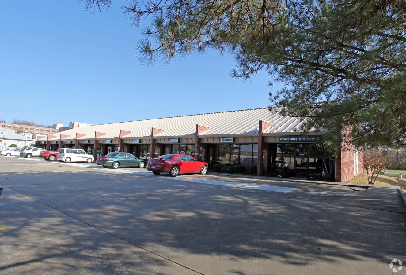 3017 S 70th St Fort Smith Ar Suite F G H Loopnet Com