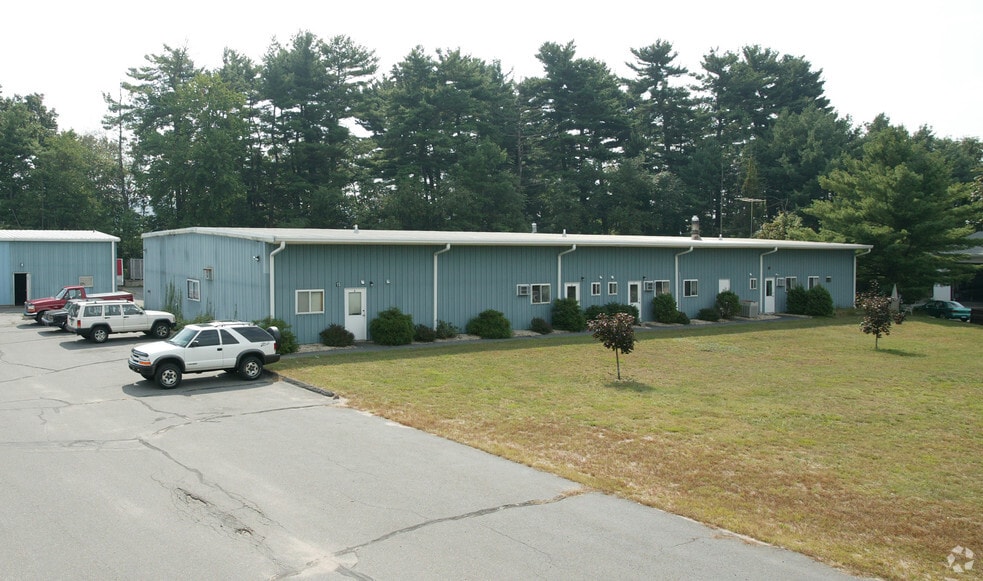 15 Herman Dr, Simsbury, CT for lease - Building Photo - Image 2 of 17