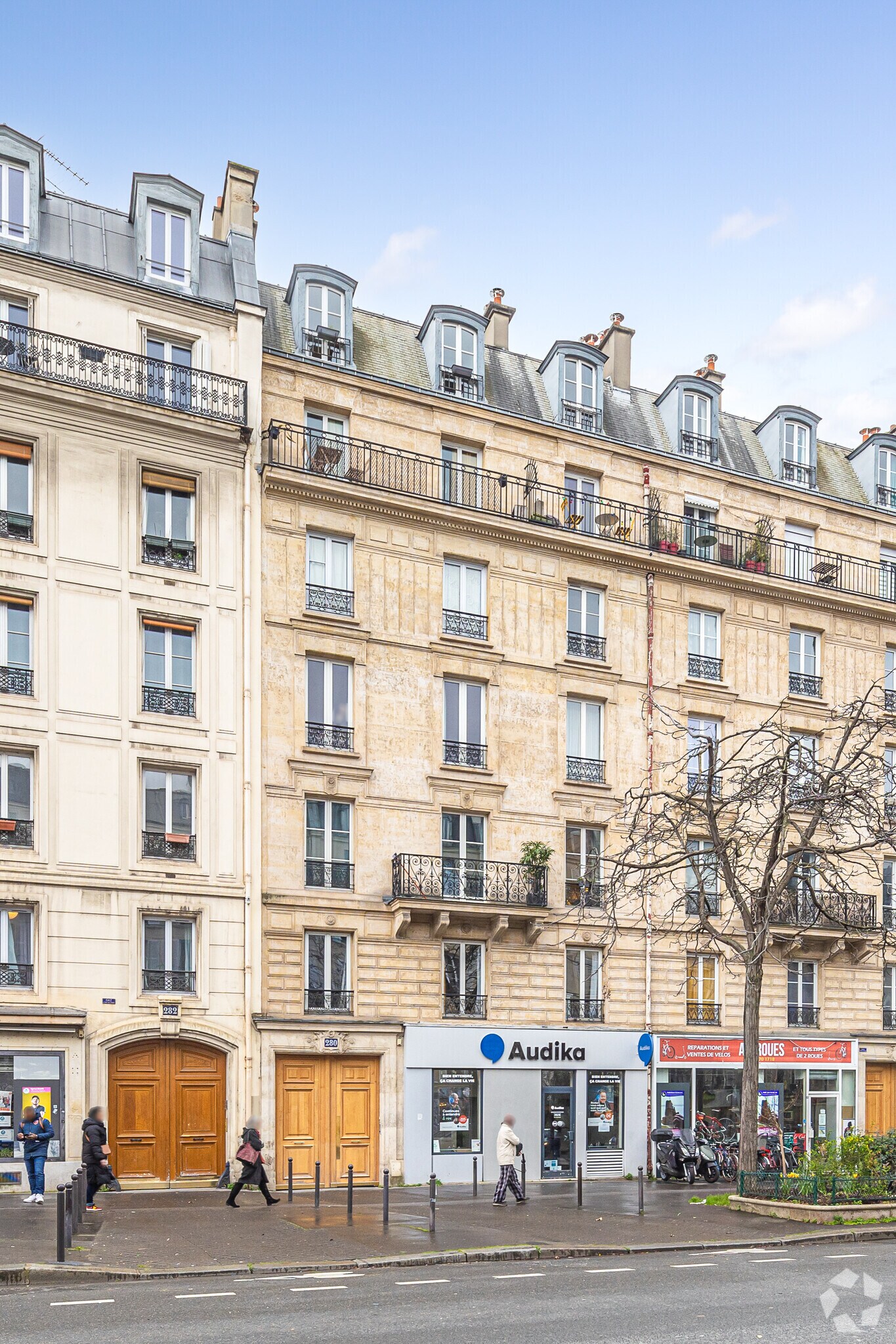 280 Boulevard Voltaire, Paris for lease Primary Photo- Image 1 of 2