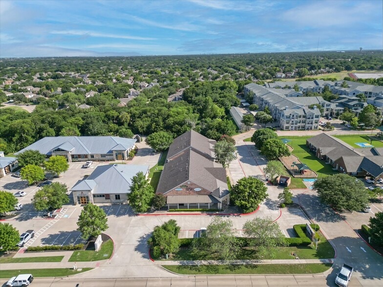 5601-5605 Virginia Pky, McKinney, TX for lease - Aerial - Image 2 of 39