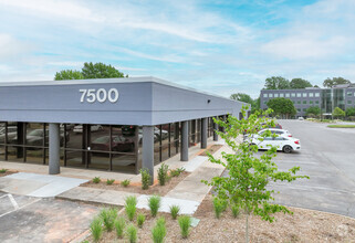 7500 E Independence Blvd, Charlotte, NC for lease Building Photo- Image 2 of 3