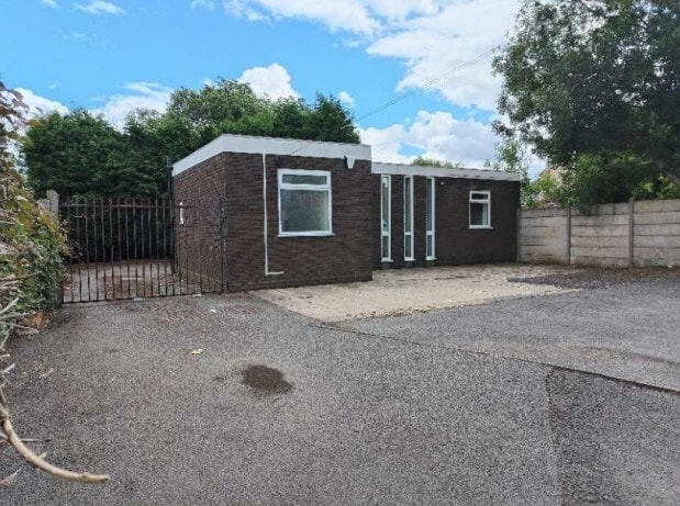 11 Badger St, Dudley for sale Primary Photo- Image 1 of 1