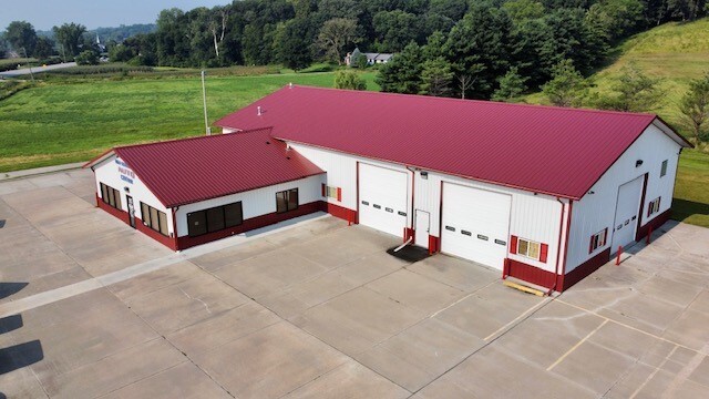 2330 Railroad Hwy, Council Bluffs, IA for sale - Building Photo - Image 1 of 1