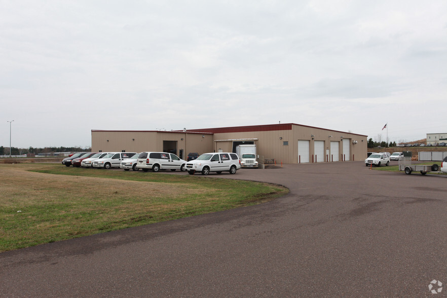 2452 Truax Blvd, Eau Claire, WI for lease - Building Photo - Image 3 of 3