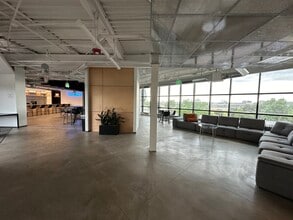 400 W 48th Ave, Denver, CO for lease Interior Photo- Image 2 of 29