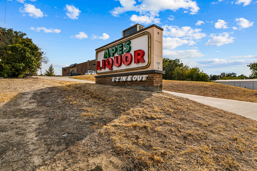 1228 Ranger Hwy, Weatherford, TX for sale - Building Photo - Image 3 of 9