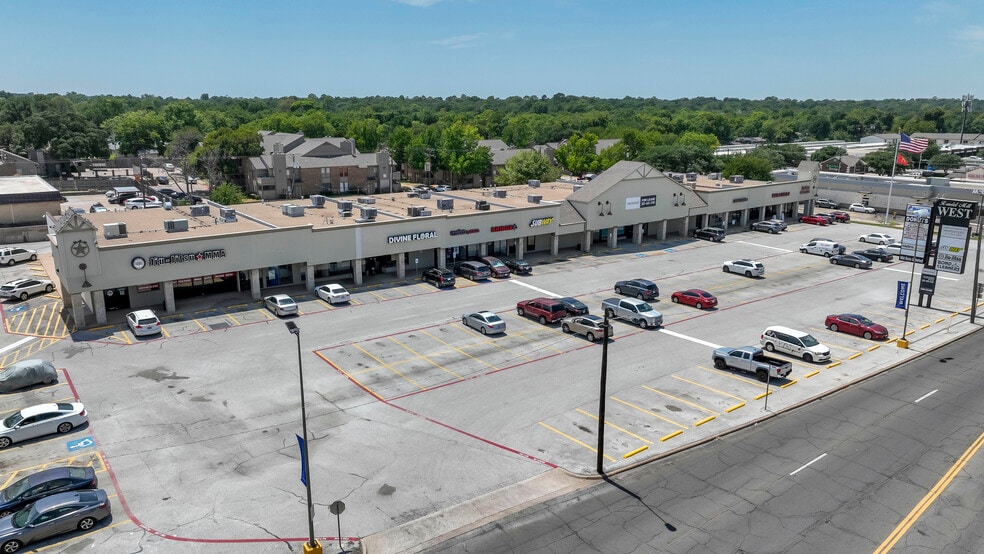1608-1664 Randol Mill Rd, Arlington, TX for lease - Building Photo - Image 1 of 3