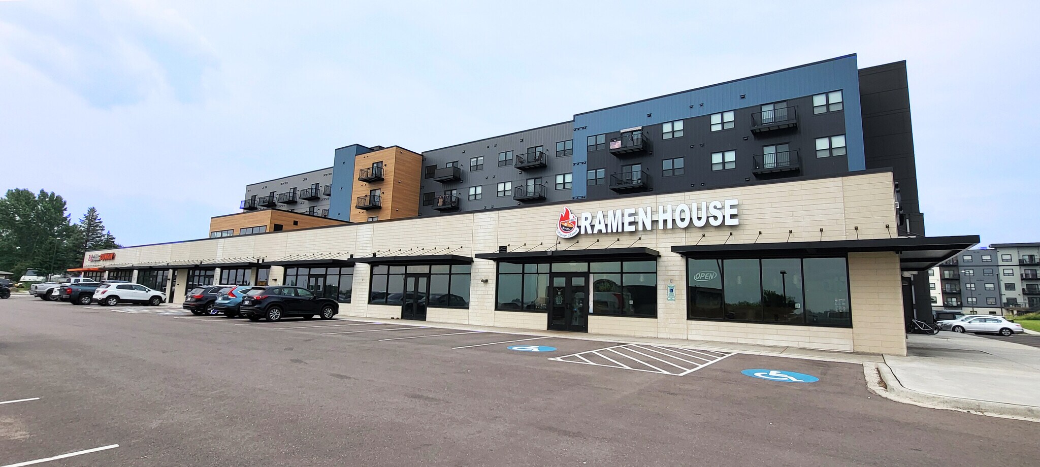 110 E 2nd St, Superior, WI for lease Building Photo- Image 1 of 4