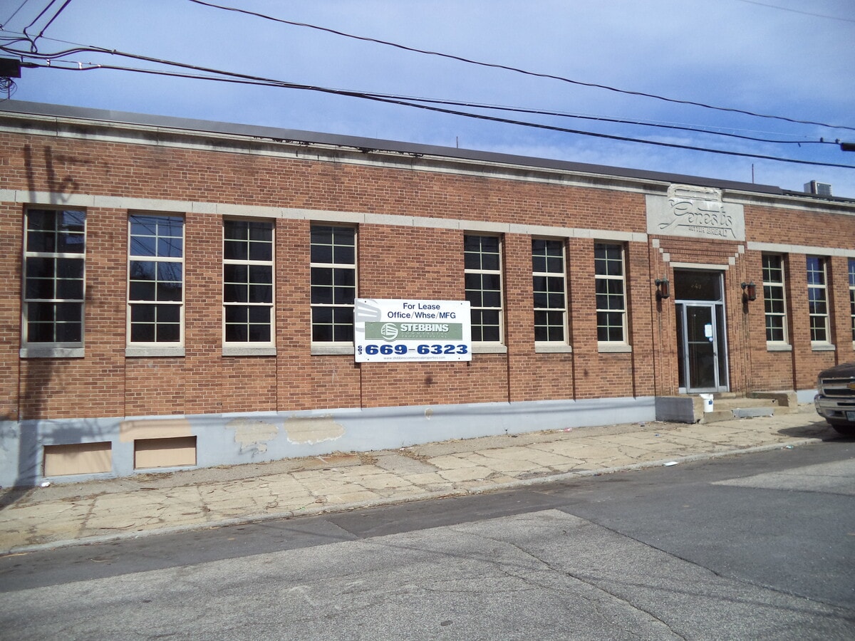 630640 Harvard St, Manchester, NH 03103