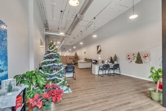 26 N Broadway, Aurora, IL for lease Interior Photo- Image 1 of 9