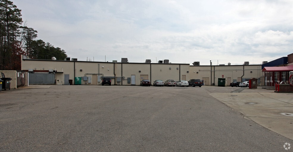 8801 Lead Mine Rd, Raleigh, NC for lease - Building Photo - Image 2 of 11