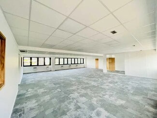 More details for Avenue Jean Lolive, Pantin - Office for Lease