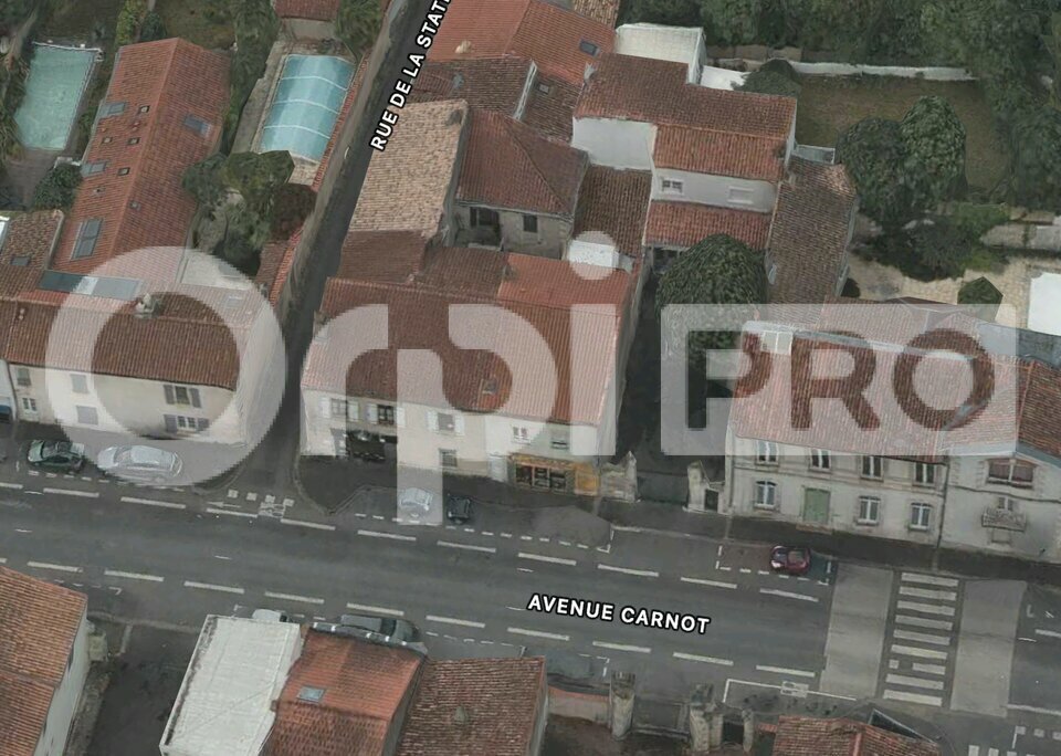 Flex in La Rochelle for sale Building Photo- Image 1 of 10