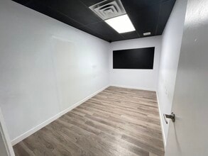 4400 Hazelbridge Way, Richmond, BC for lease Interior Photo- Image 2 of 8