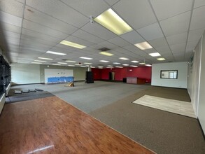 4049-4171 Lindell Blvd, Saint Louis, MO for lease Building Photo- Image 1 of 6