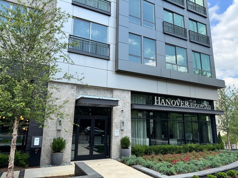 285 Mayson Ave NE, Atlanta, GA for lease - Building Photo - Image 2 of 7