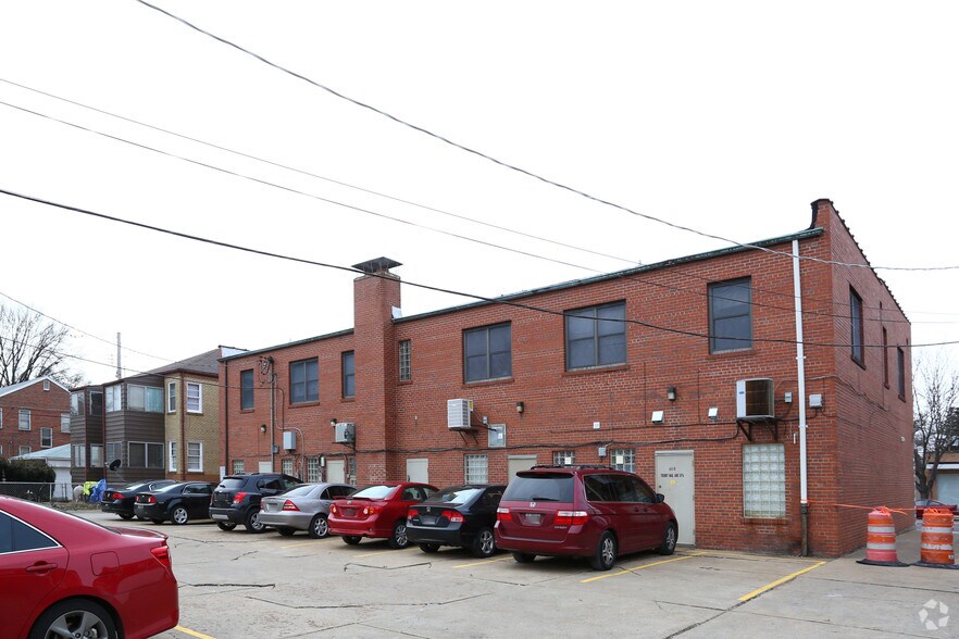 6410-6418 Hampton Ave, Saint Louis, MO for lease - Building Photo - Image 2 of 13