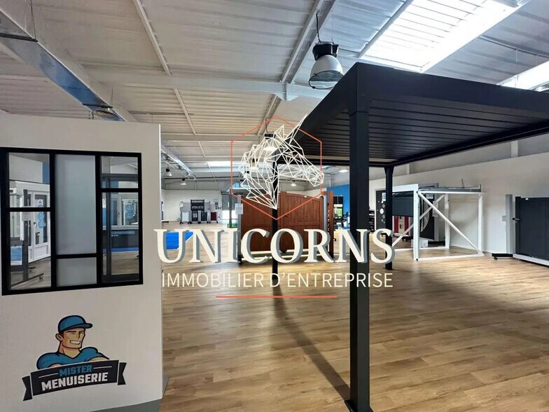 Retail in Portet-sur-Garonne for lease - Interior Photo - Image 3 of 4