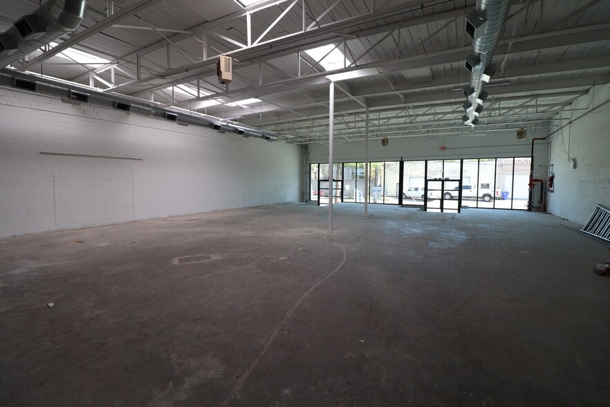 3009-3011 Canton St, Dallas, TX for lease - Interior Photo - Image 3 of 5