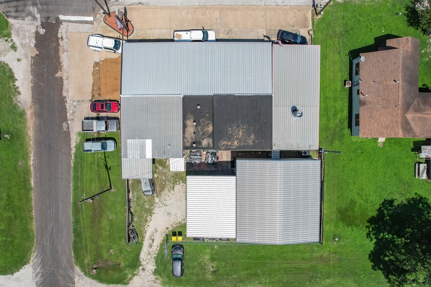 418 S Commerce St, Bremond, TX for sale - Aerial - Image 3 of 38