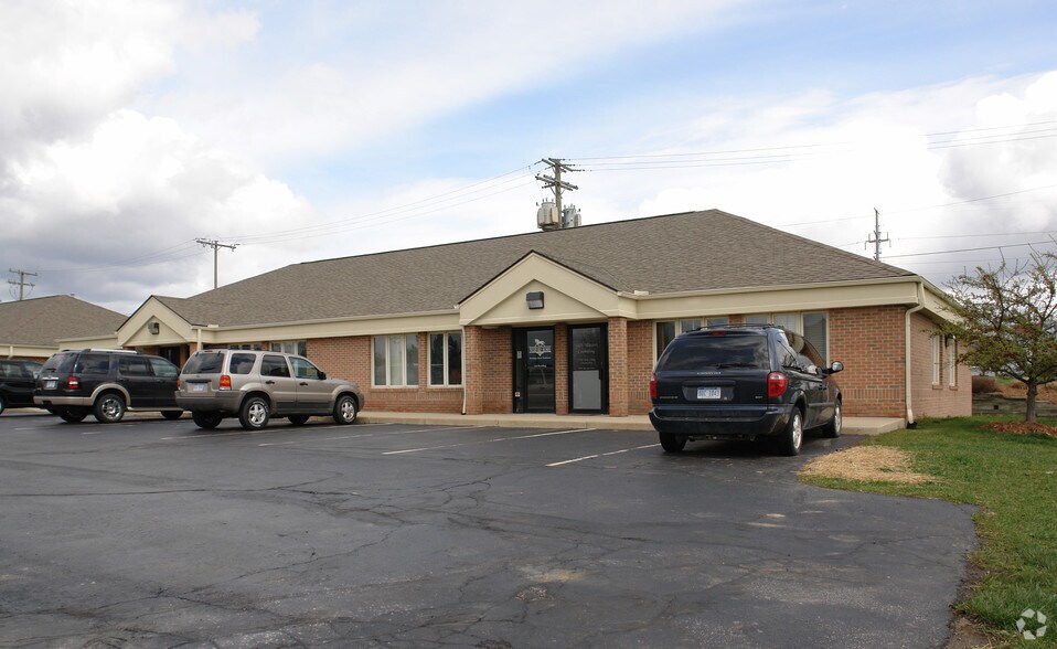 131-137 Keveling Dr, Saline, MI for sale - Primary Photo - Image 1 of 1