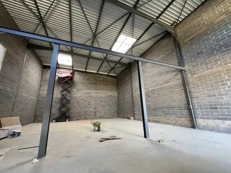 Flex in Ollainville for sale - Building Photo - Image 3 of 10