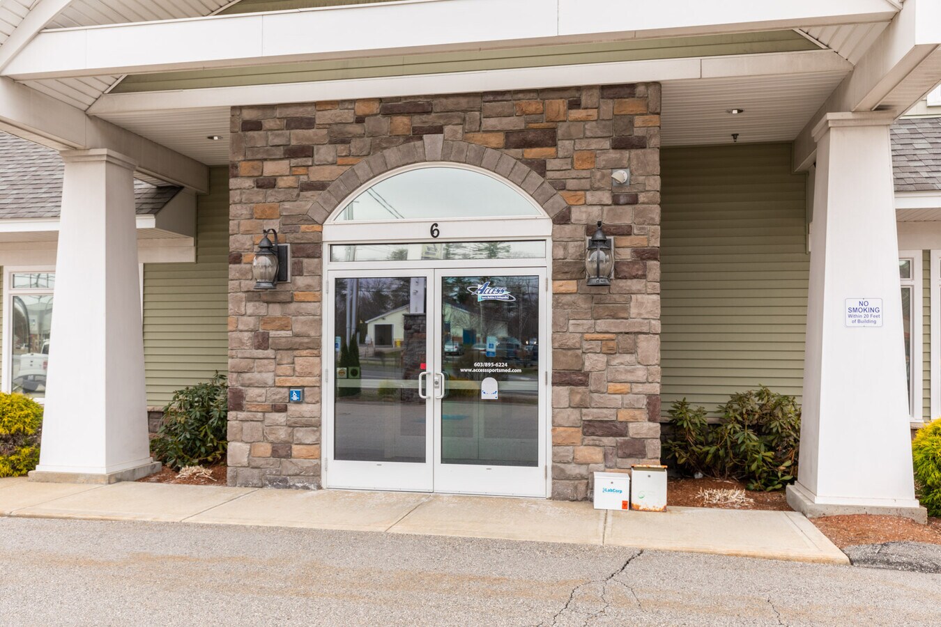 6 Freetown Rd, Raymond, NH 03077