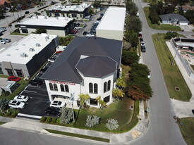 Midpoint Professional Plaza - Parking Garage